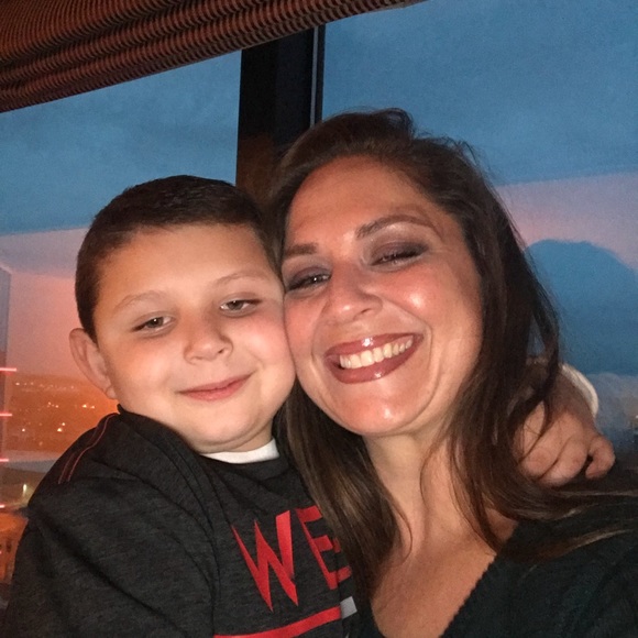 Meet your Posher, Meggan - Picture 2 of 2